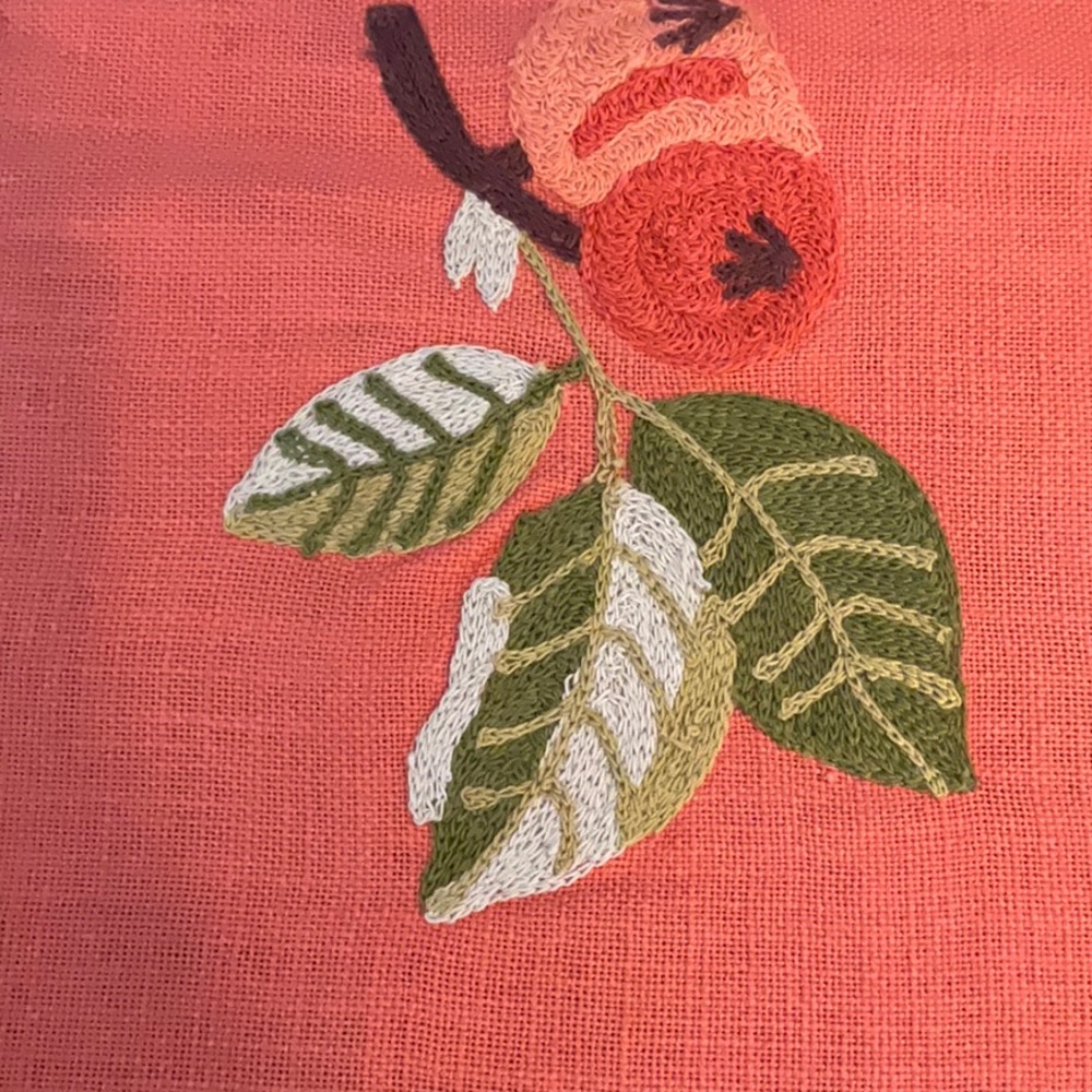 Williams and Sonoma Runner - Picture 4 of 6